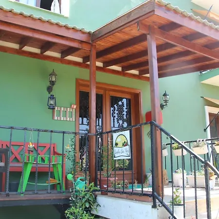 Secluded Apart Surrounded By Nature In Kusadasi Cinar