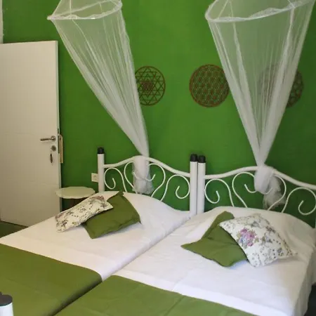 فندق مبيت وإفطار Secluded Apart Surrounded By Nature In Kusadasi *