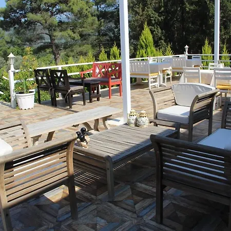 Secluded Apart Surrounded By Nature In Kusadasi Cinar
